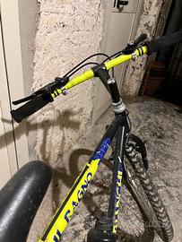 Bicicletta MTB bianchi misura 24