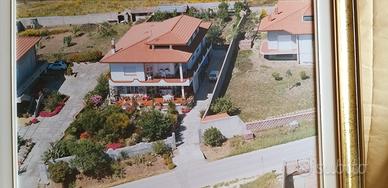 Prestigiosa villa con vasto giardino e parco