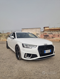 Audi a4 B9 Avant s-tronic 150cv