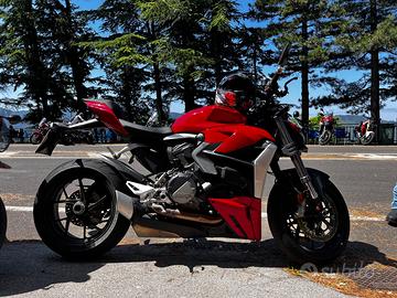 Ducati Streetfighter V2 - 2023