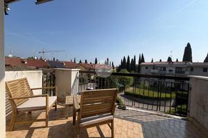 4 LOCALI A DESENZANO DEL GARDA