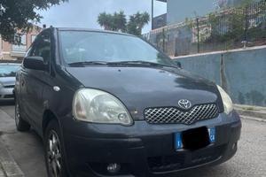 Yaris 2005
