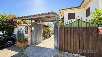 3 LOCALI A ANZIO