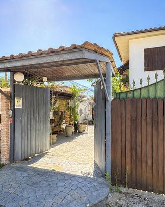 3 LOCALI A ANZIO