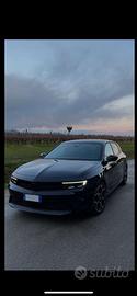 Opel astra 1.6 180cv hybrid full optional
