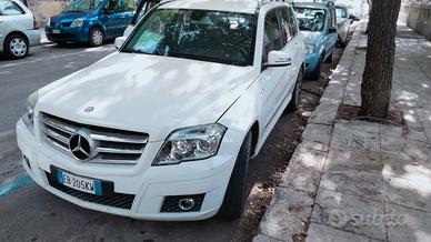 GLK auto molto comoda