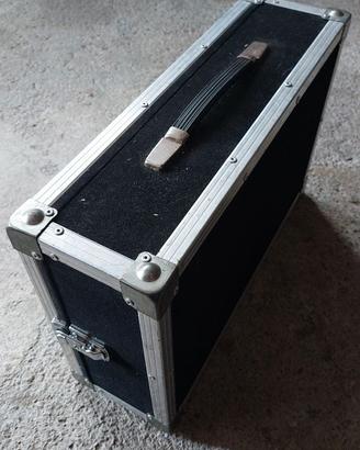 Casee rack per pedaliera o mixer