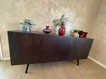 Credenza