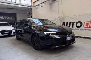 Opel Astra 1.2 Turbo 110 CV Elegance