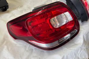 Faro Fanale posteriore sinistro Citroen DS DS3