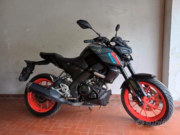 Yamaha MT125 ABS per passaggio ad auto.