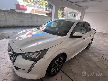 Peugeot 208 Allestimento Allure