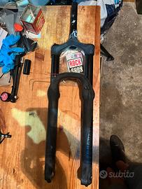 Forcella Rockshox Lyrik RCT3 27.5’’ 160mm