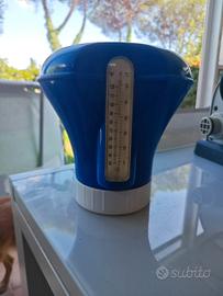 galleggiante piscina 