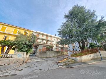 4 LOCALI A BARONISSI