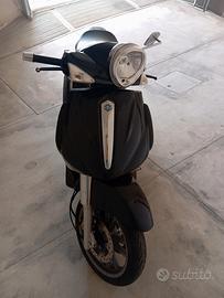 Piaggio Beverly 500 i.e.