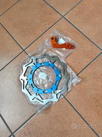 Disco maggiorato+ attacco pinza