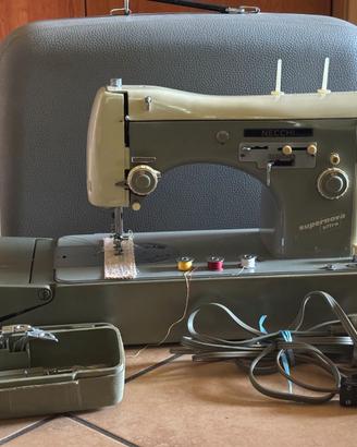 macchina da cucire vintage