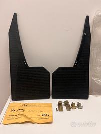 Paraspruzzi anteriori Y10 4WD A112