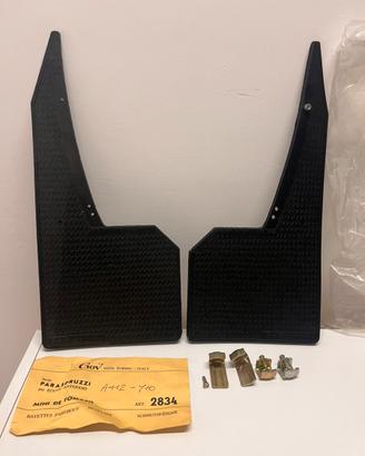 Paraspruzzi anteriori Y10 4WD A112