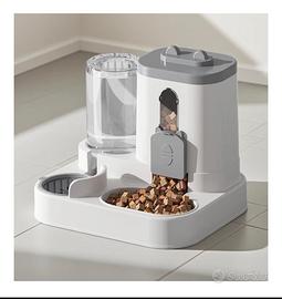 Mangiatoia automatica per gatti 