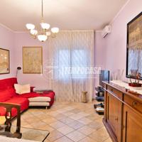 TRILOCALE AUTONOMO CON BOX E CANTINA!!!
