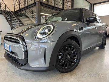 MINI Cooper 1.5 Cooper Camden 5 porte Cambio Aut
