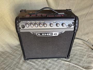 AMPLIFICATORE CHITARRA 15W 8" LINE 6 - SPIDER III