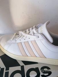 Scarpe adidas beige