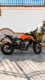 KTM duke 790 L
