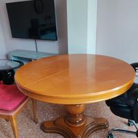 Tavolo rotondo antico in legno massello