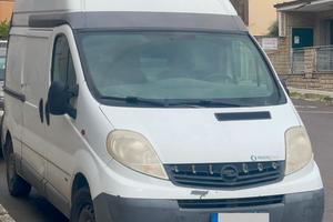 Opel vivaro  2.0 cdti