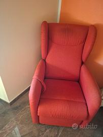 poltrona relax con telecomando 