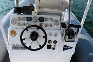 Gommone novamaine 33