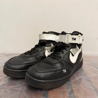Scarpe stile Nike Air Force 1 Black & White T.43