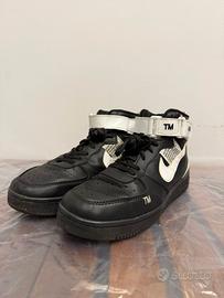 Scarpe stile Nike Air Force 1 Black & White T.43