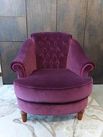 Poltrona porpora in velluto di cotone