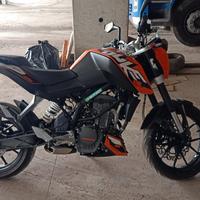 Moto KTM Duke 125 cc
