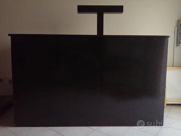 Bancone birreria-pub in ferro