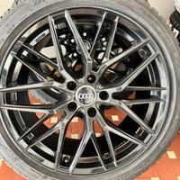 Cerchi in lega con gomme invernali nuove