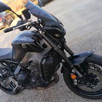 YAMAHA MT-09