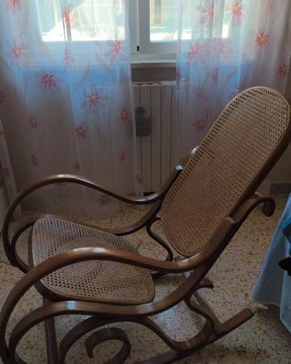 sedia dondolo antica
