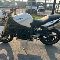 Triumph Street Triple 675