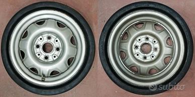 Ruota di scorta e sedile passeggero Porsche 924