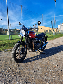 Triumph speed twin 900