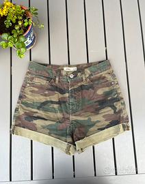 Shorts maculati