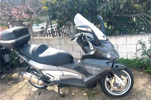 Moto scooterone