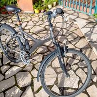 Bicicletta btwin 7 original nera  + casco catena