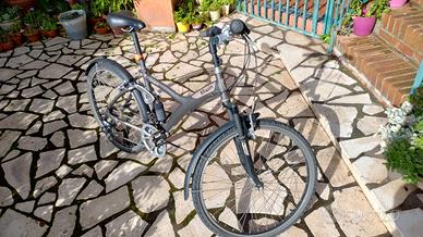 Bicicletta btwin 7 original nera  + casco catena