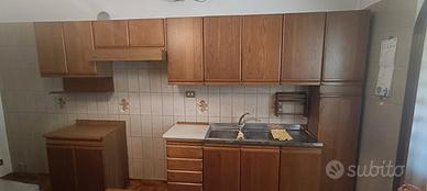 Mobili salotto e cucina